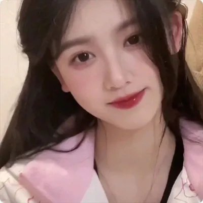 小圆26岁，在做实习医生！